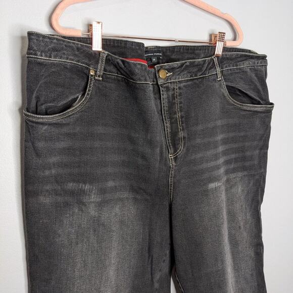 Universal Standard Distressed Black Seine Jeans Size 28 (4X) - Picture 4 of 7